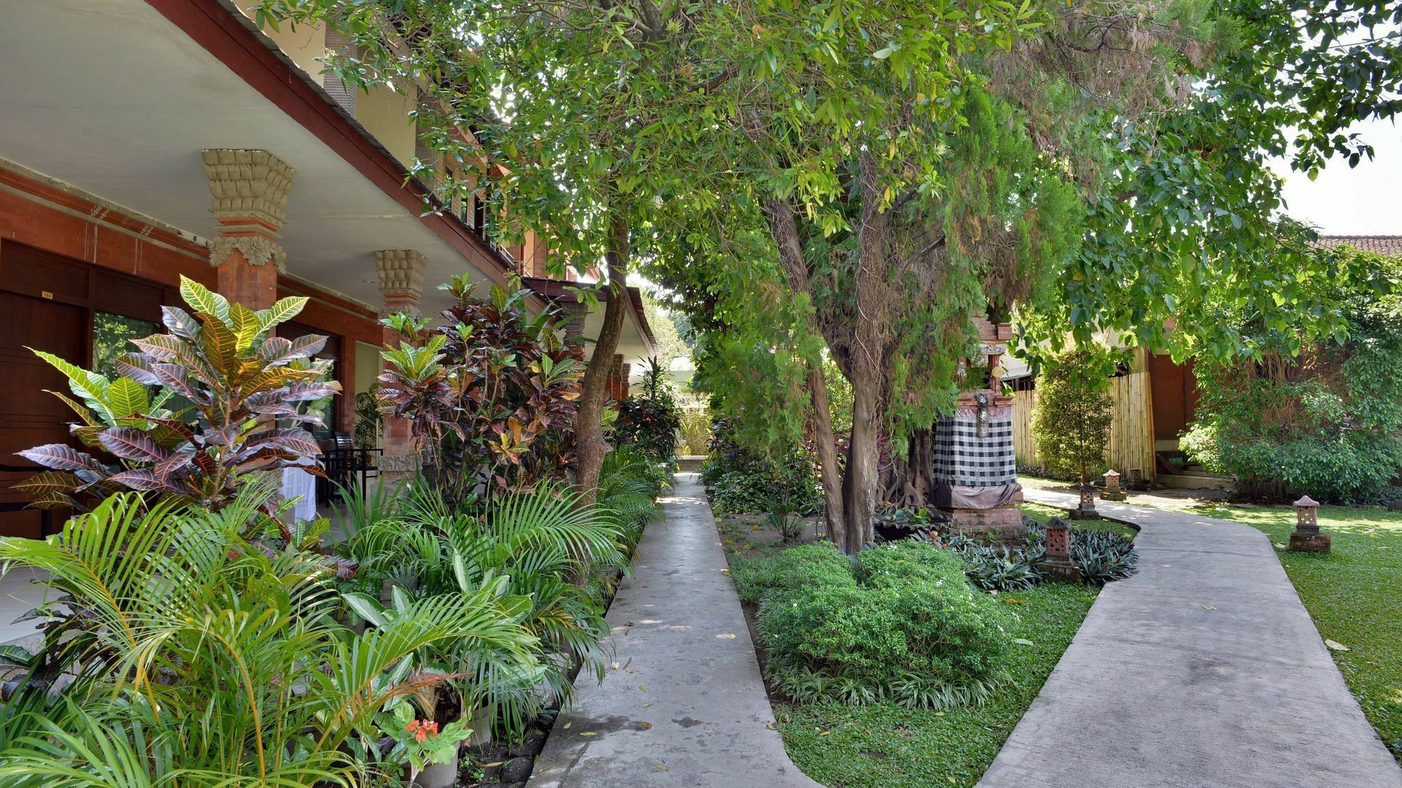 Zen Rooms Pakualaman Джокьякарта Экстерьер фото